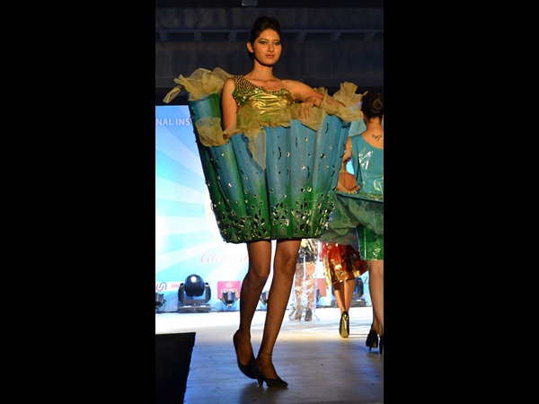 నిఫ్ట్ 19 నిఫ్ట్ 19