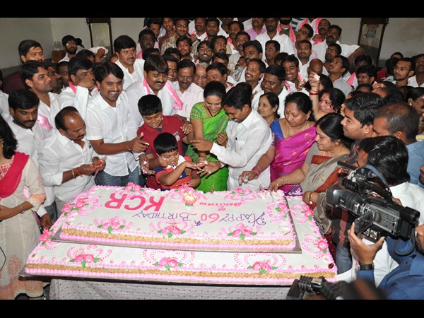 కెసిఆర్ 5