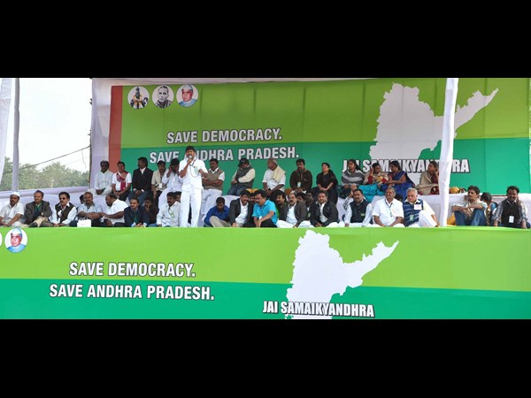 బూర్గుల, పొట్టి శ్రీరాములు, తెలుగుతల్లి బూర్గుల, పొట్టి శ్రీరాములు, తెలుగుతల్లి