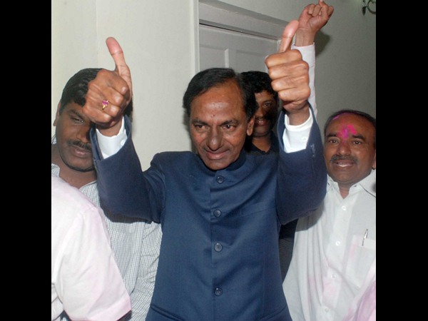 కెసిఆర్ 10