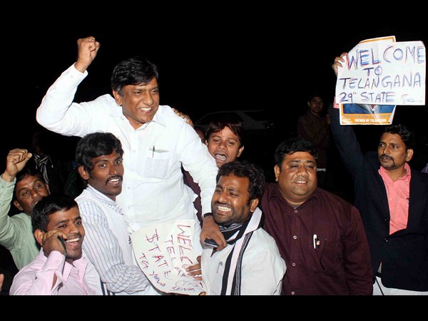 కెసిఆర్ 13