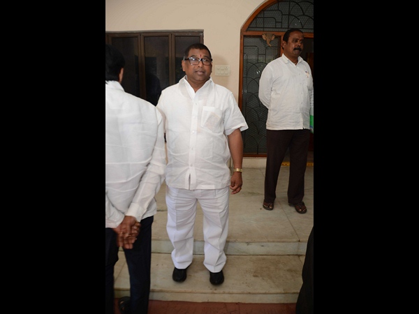 మంత్రులు 