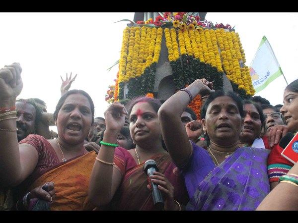 గన్ పార్క్ వద్ద