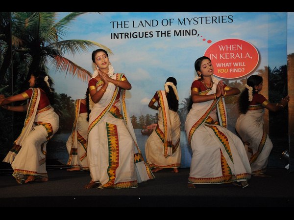 ఆకట్టుకున్న ప్రదర్శన