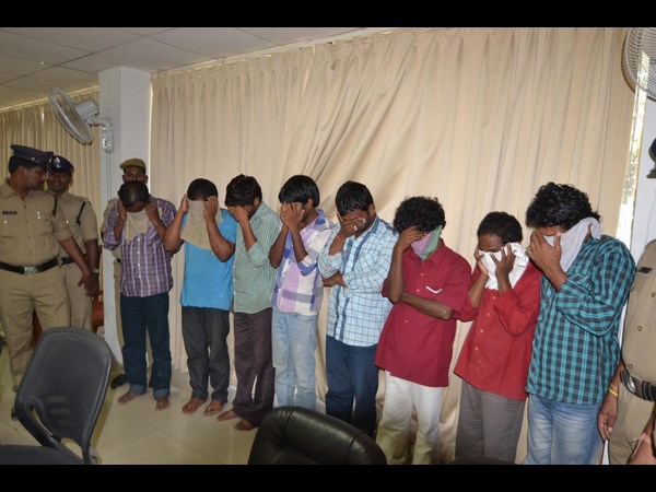 అసిస్టెంట్ డైరెక్టర్ కూడా..