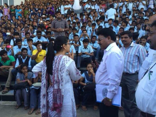 రమ్య - దివ్య స్పందన