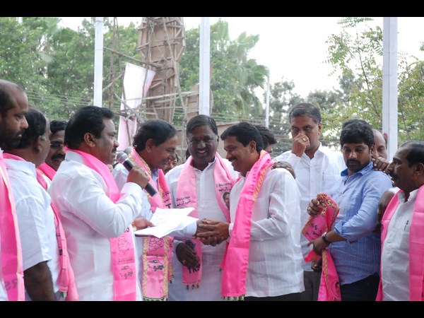 అన్నీ నేనే చేస్తా...