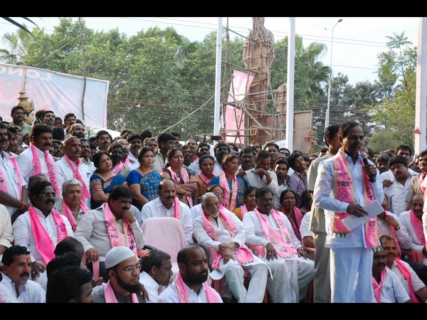 జైరాంపై కెసిఆర్ మండిపాటు