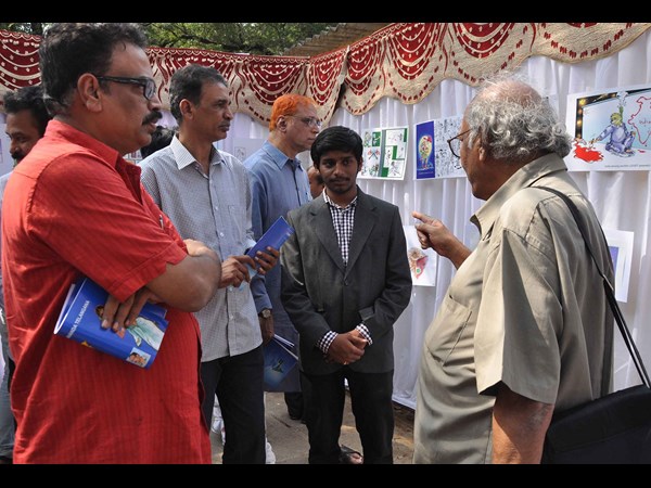 హిందూ కార్టూనిస్టు సురేంద్ర