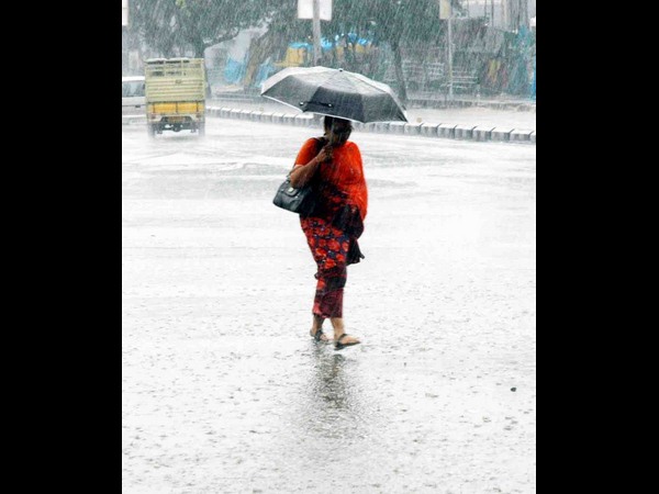 వర్షంలోనే అడుగు