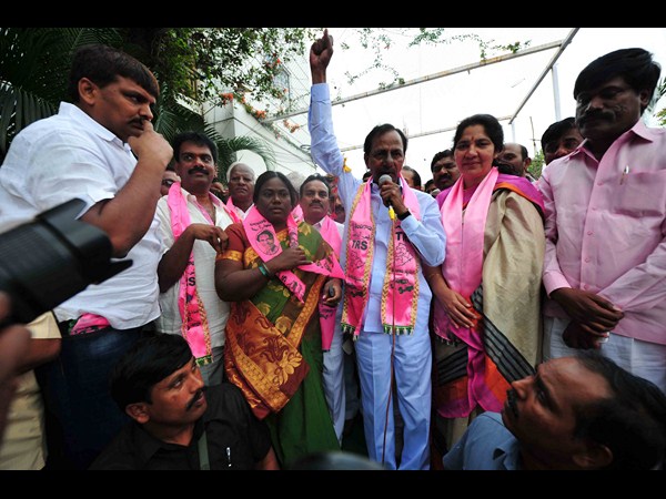 ఆప్షన్ ఓపెన్గా... ఆప్షన్ ఓపెన్గా...