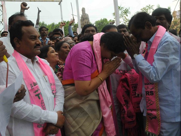 కెసిఆర్కే తెలంగాణ పగ్గాలు.. కెసిఆర్కే తెలంగాణ పగ్గాలు..