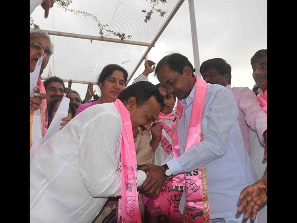 అంతులేని ధీమా... అంతులేని ధీమా...