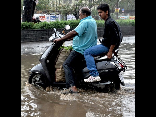 వర్షంలోనే