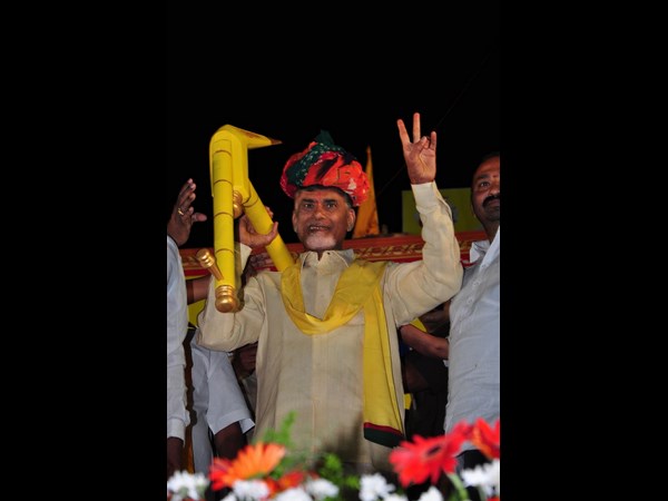 నాగలితో బాబు