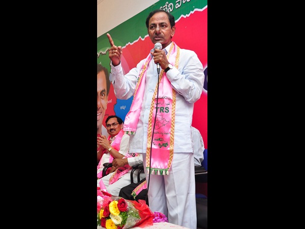 ఇంకా పోరాటం