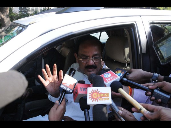 వెంకయ్య నాయుడు