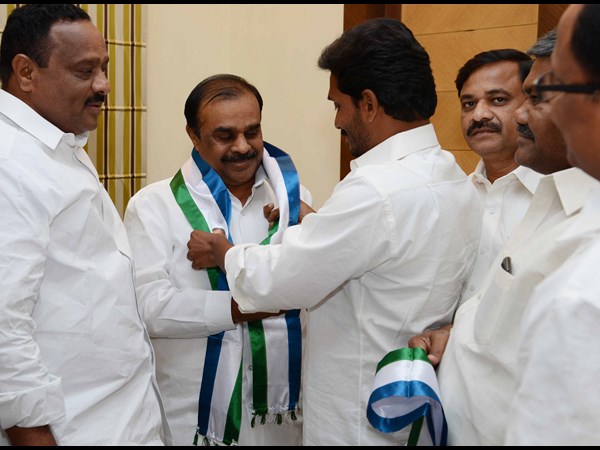 చేరిక చేరిక