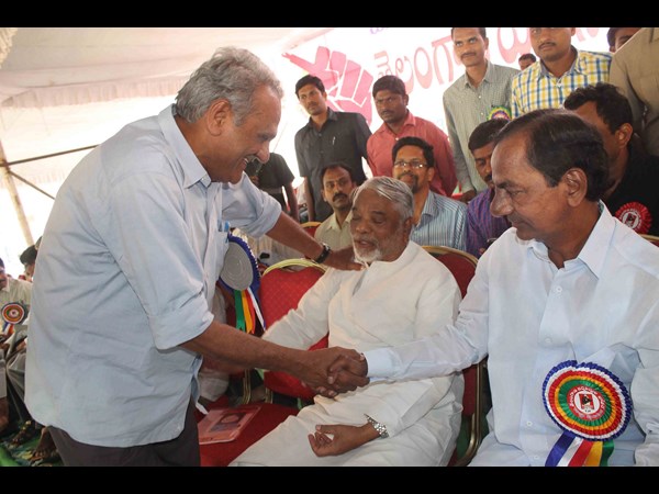నారాయణతో కెసిఆర్