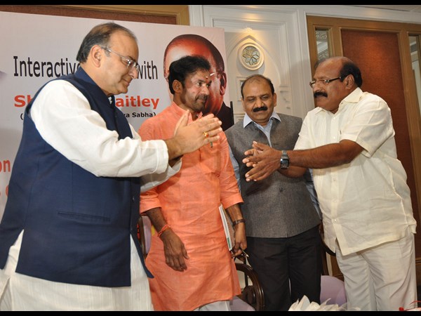 పారిశ్రామికవేత్తలతో...