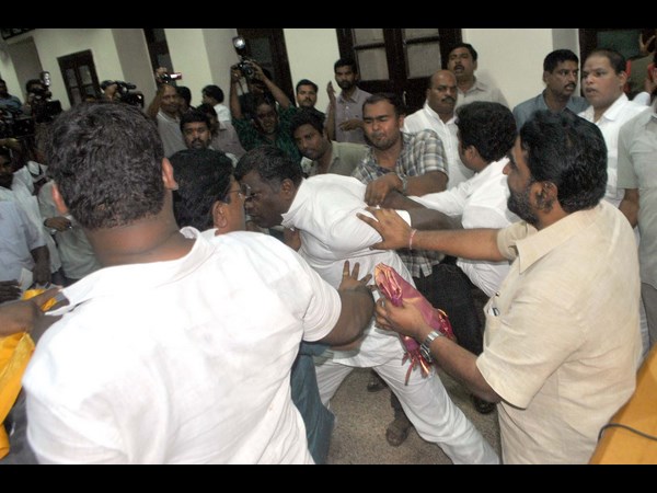 గాంధీ భవన్