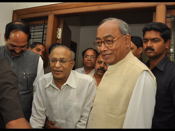 దిగ్విజయ్ సింగ్ ఇలా...