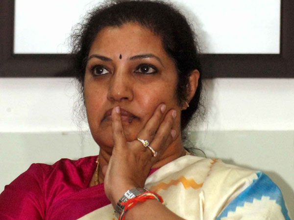 పురంధేశ్వరికి పచ్చజెండా..
