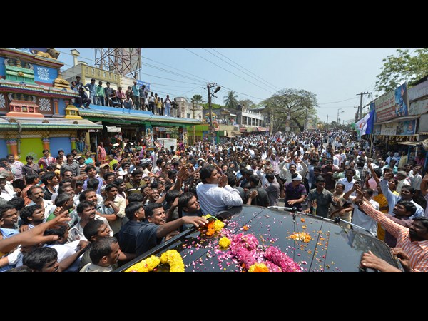 వైయస్ జగన్