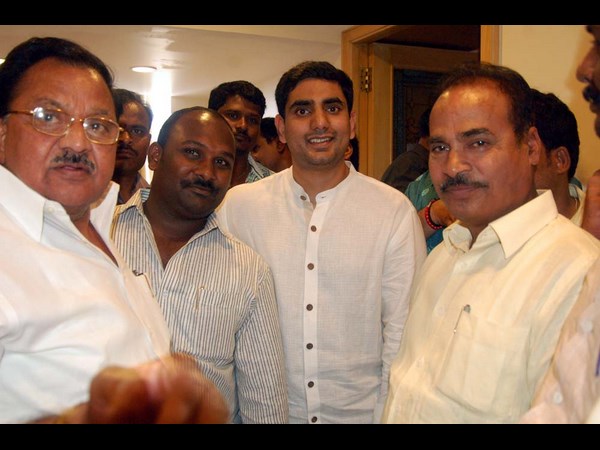  నారా లోకేష్