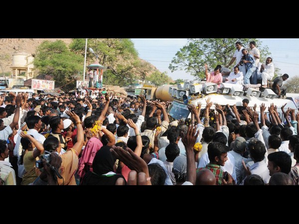 వైయస్ జగన్