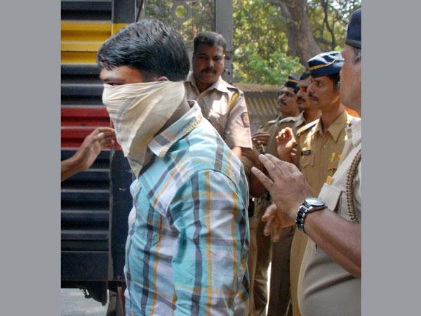 ముంబైలో...