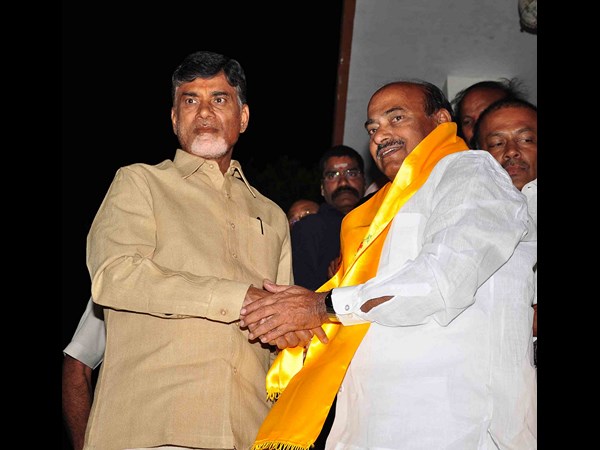 యలమంచిలి, జెసి... టిడిపిలోకి క్యూ కట్టారు