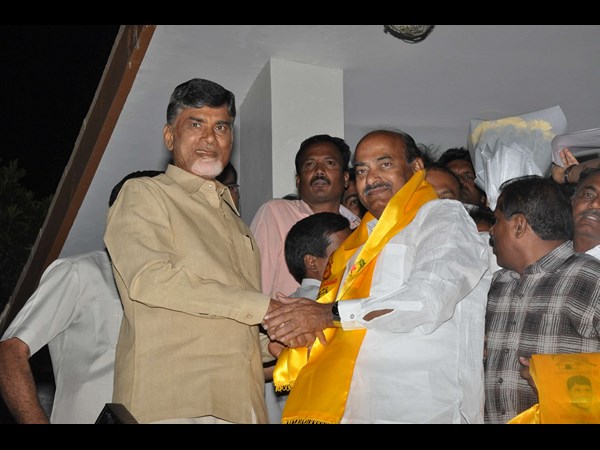  యలమంచిలి, జెసి... టిడిపిలోకి క్యూ కట్టారు