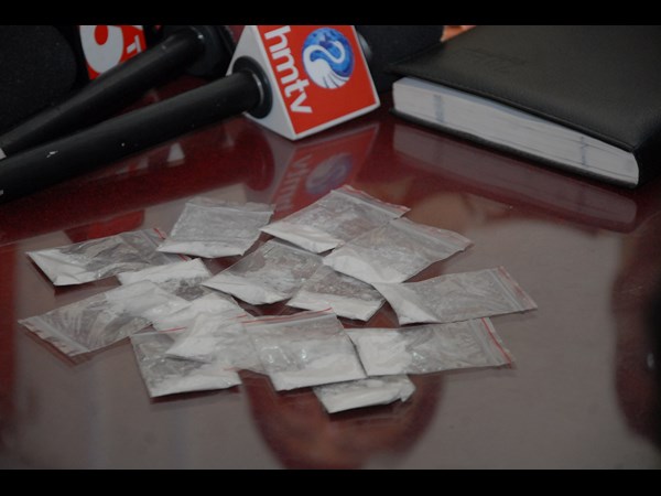 పలువురిపై నిఘా...