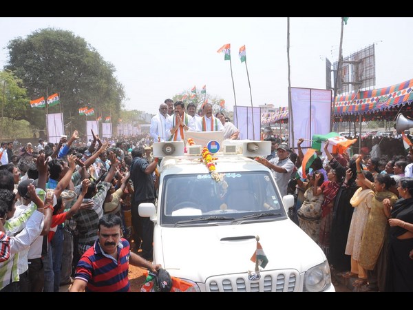 బస్సుయాత్ర