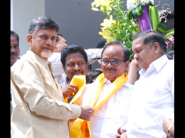 చంద్రబాబు చంద్రబాబు