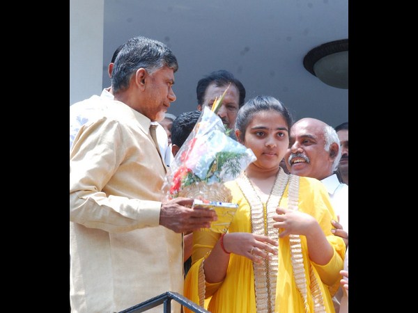 చంద్రబాబు చంద్రబాబు