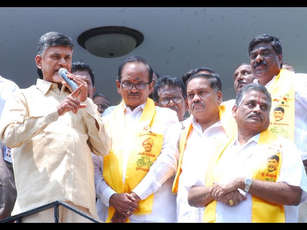 చంద్రబాబు చంద్రబాబు