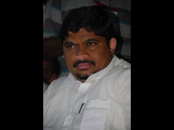 పొన్నం ప్రభాకర్ పొన్నం ప్రభాకర్