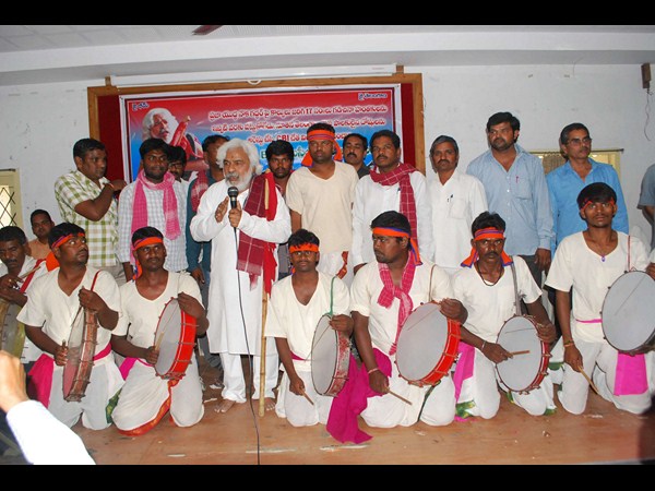 గద్దర్ ఇలా కనిపించారు..