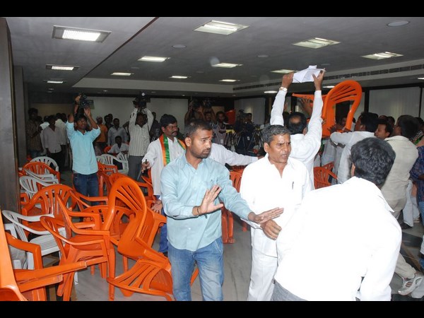టిడిపి - బిజెపిల పొత్తు