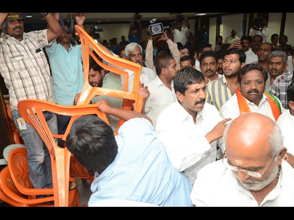 టిడిపి - బిజెపిల పొత్తు