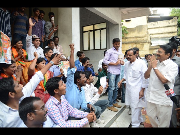 టిడిపి - బిజెపిల పొత్తు