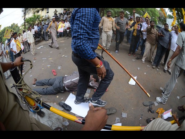 నిరసనలు