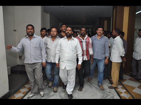  నిరసనలు