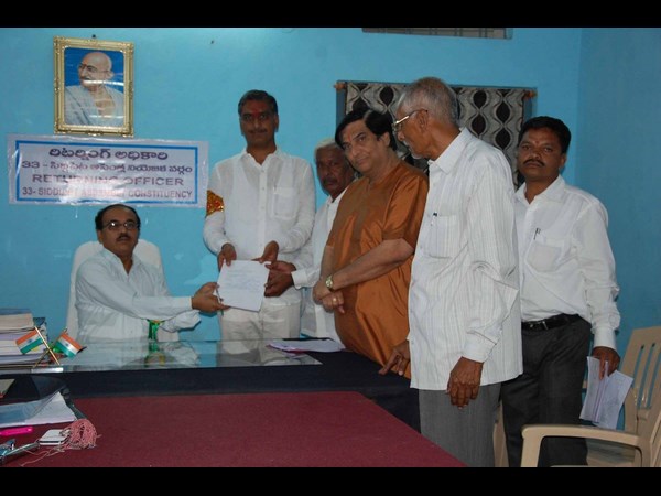 సిద్ధిపేటకు హరీష్ రావు