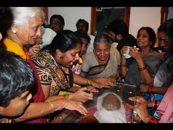 ఆలె నరేంద్ర