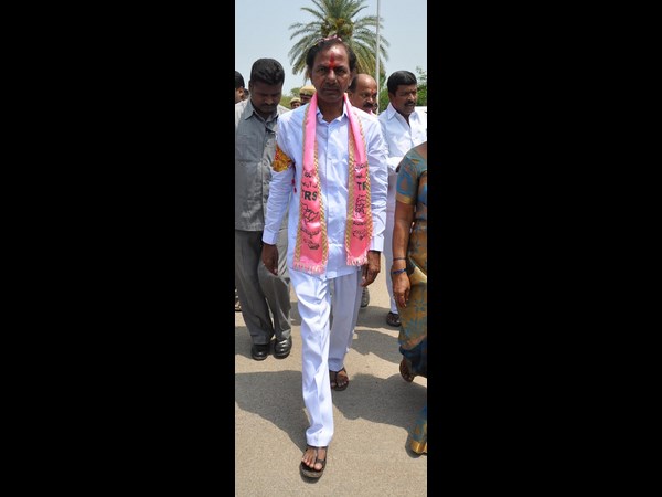 కెసిఆర్