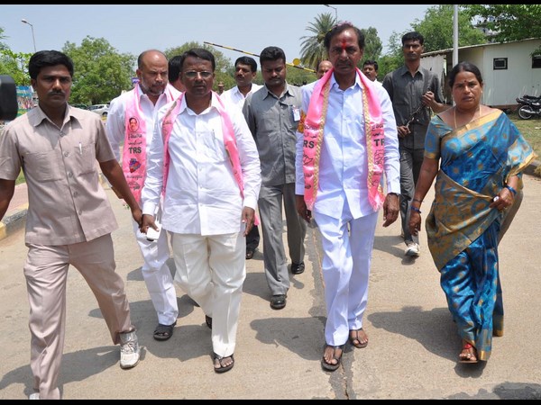 కెసిఆర్