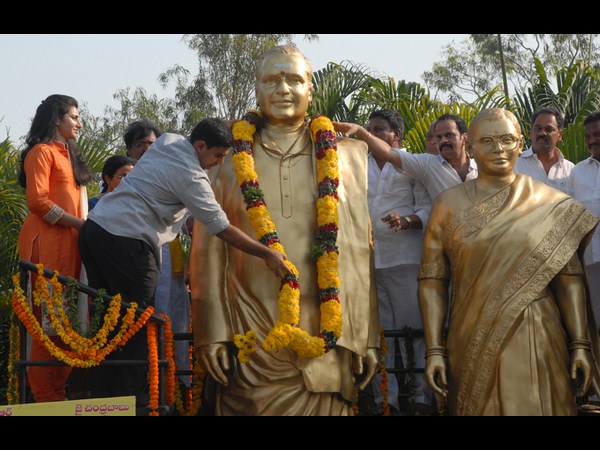 నారా లోకేష్